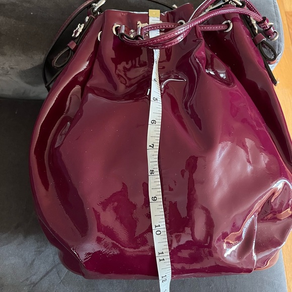 Coach Plum Patent Leather Bucket handbag - Picture 7 of 9